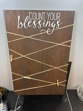Count Your Blessings" rustic wooden memo board